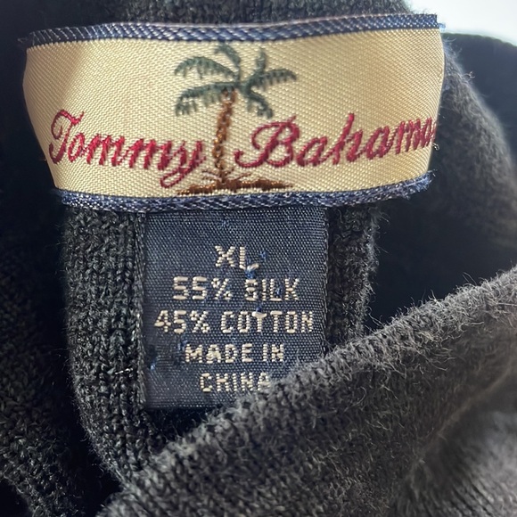Tommy Bahama Men’s V-neck Pullover Sweater. Size XL. Silk/Cotton Blend. - Picture 4 of 4